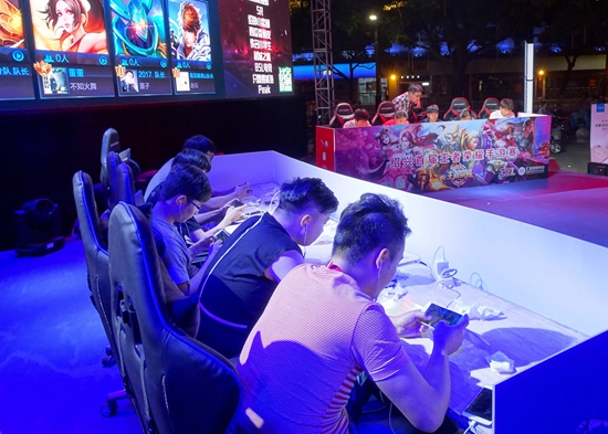 Xiaohu职业生涯第十次打进LPL决赛，位列LPL联赛历史第一