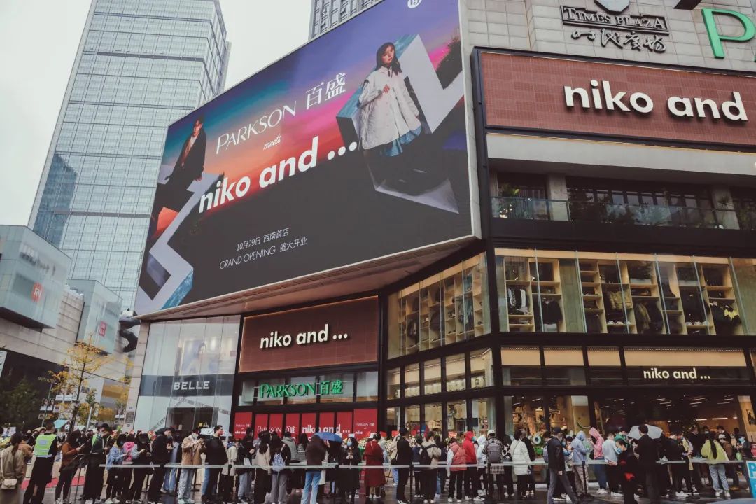 前LPL职业选手Flawless近日更新了自己的ins动态： 最近体检，诊断出了甲状腺癌，需要进行入院治疗