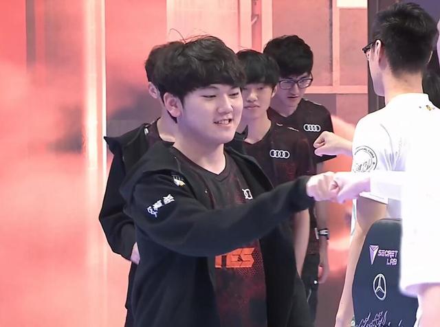 dupreeh 和 maden 离开 Falcons ，成为自由球员