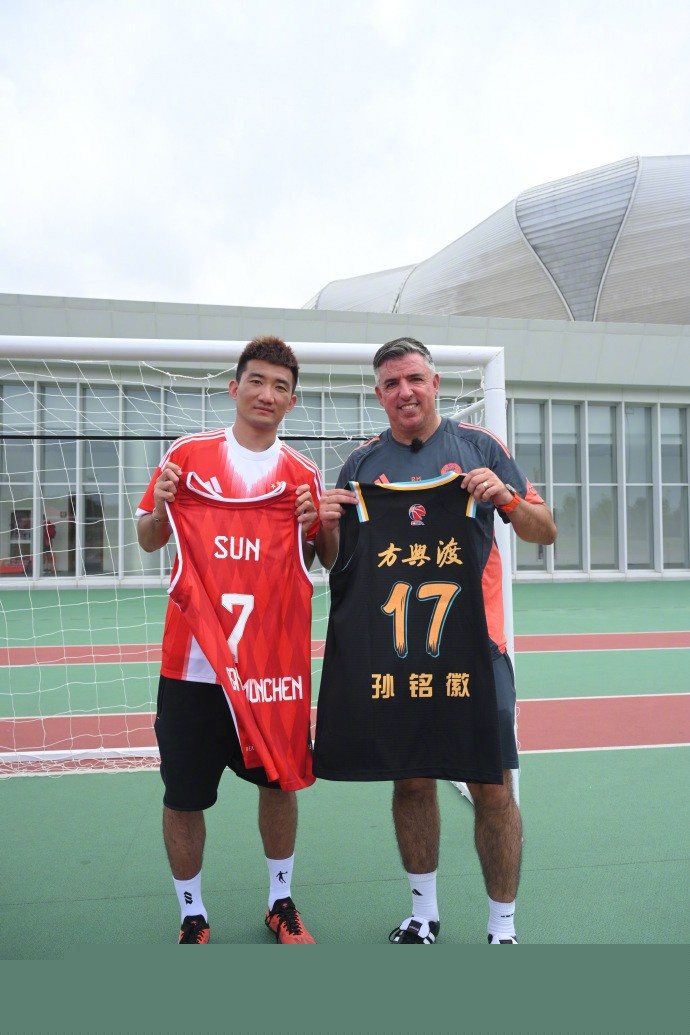MISSING ：不管对手是谁，我们是下定决心要去MSI的